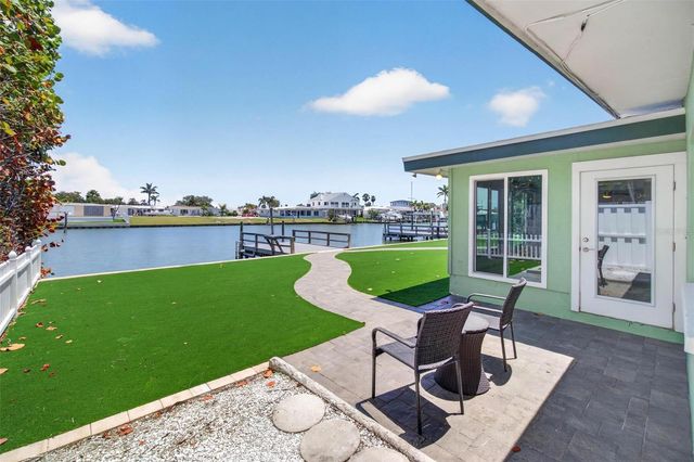 245 176TH AVENUE E, Redington Shores, FL 33708