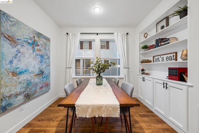 2153 Northshore Dr, Richmond, CA 94804