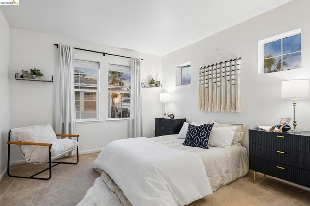 2153 Northshore Dr, Richmond, CA 94804