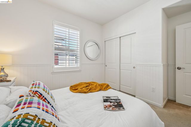 2153 Northshore Dr, Richmond, CA 94804