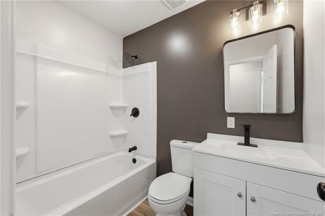 6110 Conaway Drive, Fayetteville, NC 28314