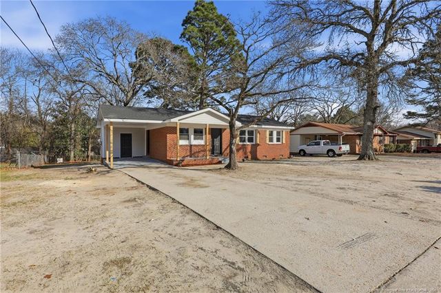 6110 Conaway Drive, Fayetteville, NC 28314