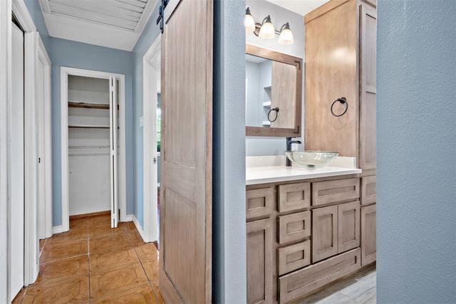 2225 Nottingham Drive, Garland, TX 75041