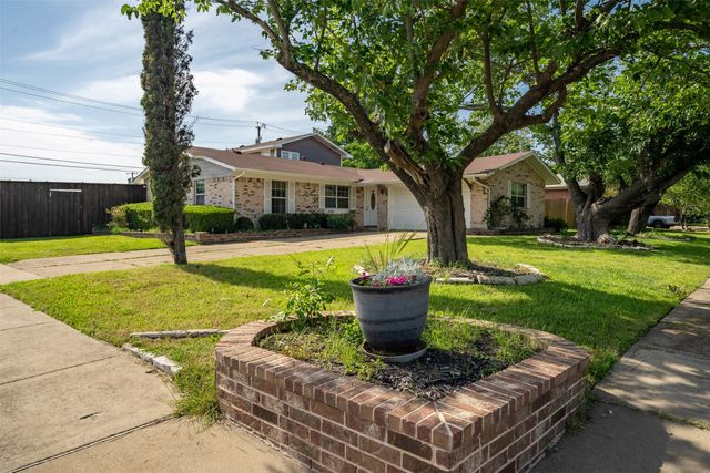 2225 Nottingham Drive, Garland, TX 75041