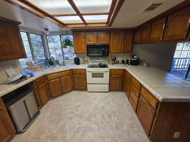 3920 Kieber Way, Placerville, CA 95667