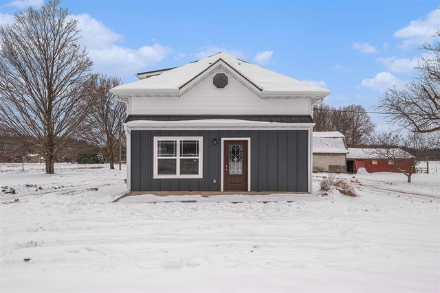 46750 County Road 665, Paw Paw, MI 49079