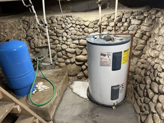 46750 County Road 665, Paw Paw, MI 49079