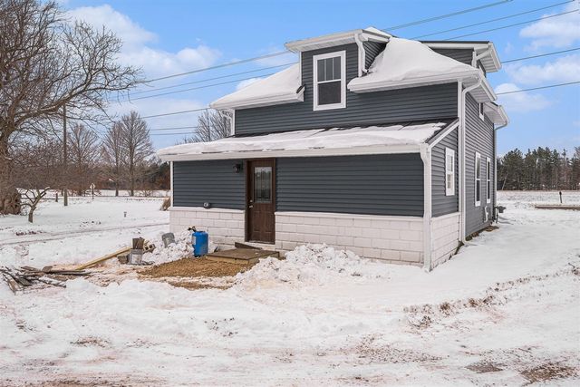 46750 County Road 665, Paw Paw, MI 49079