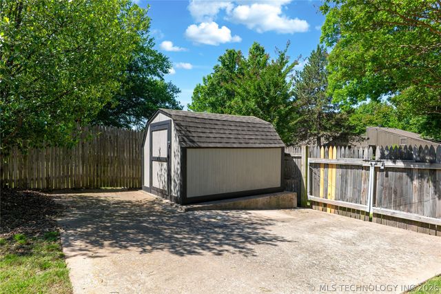 3102 E 85th Street, Tulsa, OK 74137