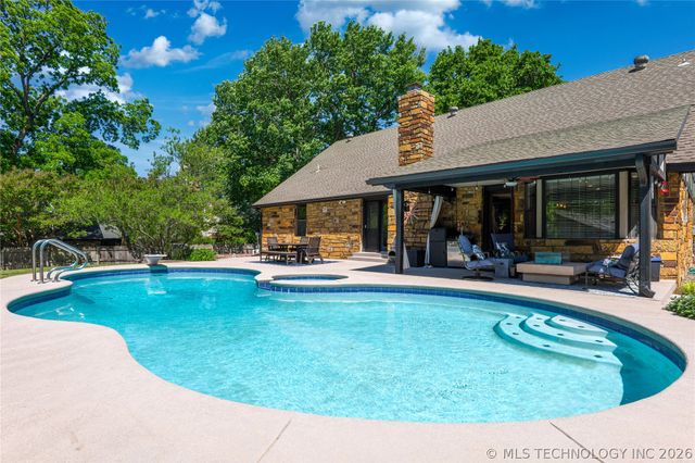 3102 E 85th Street, Tulsa, OK 74137