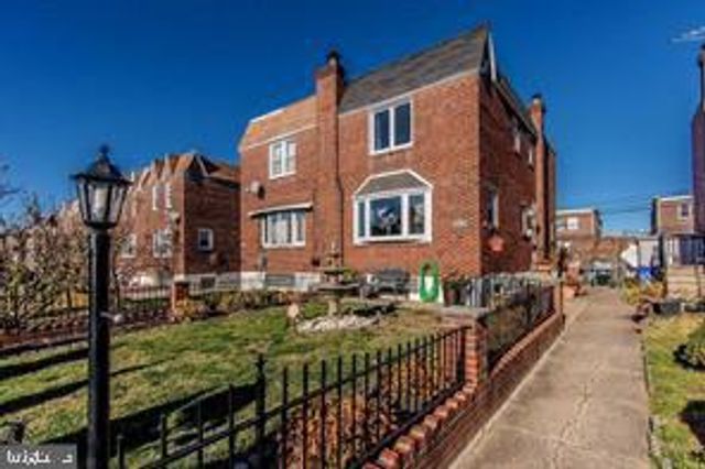 1223 WELLINGTON ST, Philadelphia, PA 19111