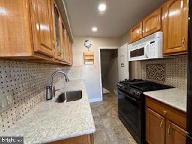 1223 WELLINGTON ST, Philadelphia, PA 19111