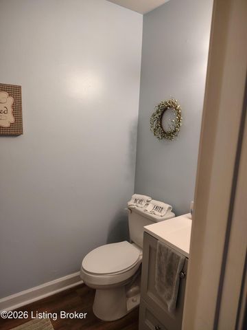 508 Logsdon Ct, Douglass Hills, KY 40243