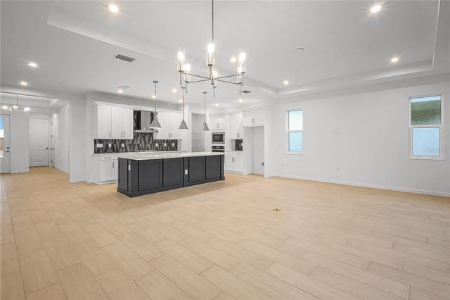1618 BELLAGIO LOOP, Tavares, FL 32778