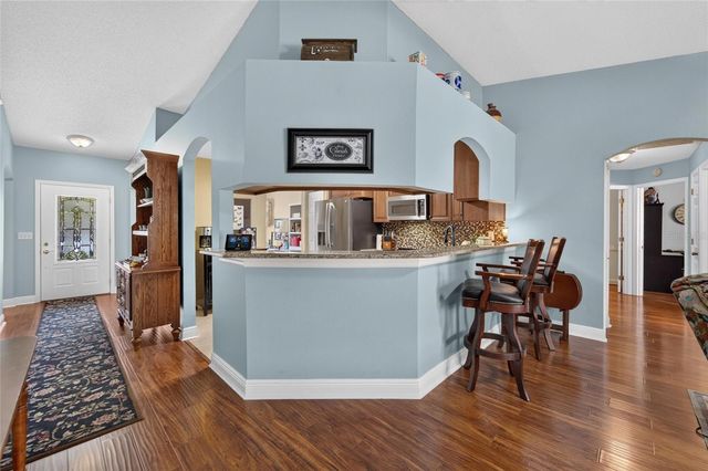 692 JESSANDA CIRCLE, Lakeland, FL 33813