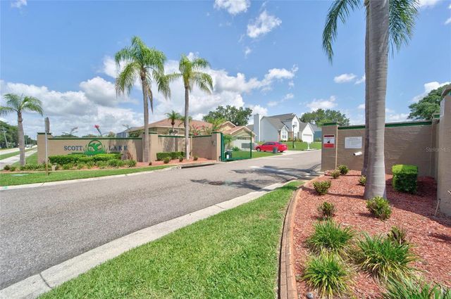 692 JESSANDA CIRCLE, Lakeland, FL 33813