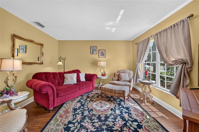 692 JESSANDA CIRCLE, Lakeland, FL 33813