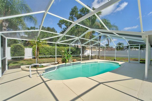 692 JESSANDA CIRCLE, Lakeland, FL 33813