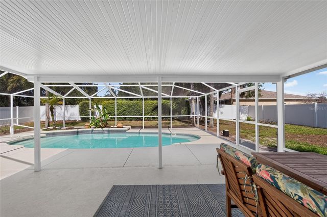 692 JESSANDA CIRCLE, Lakeland, FL 33813