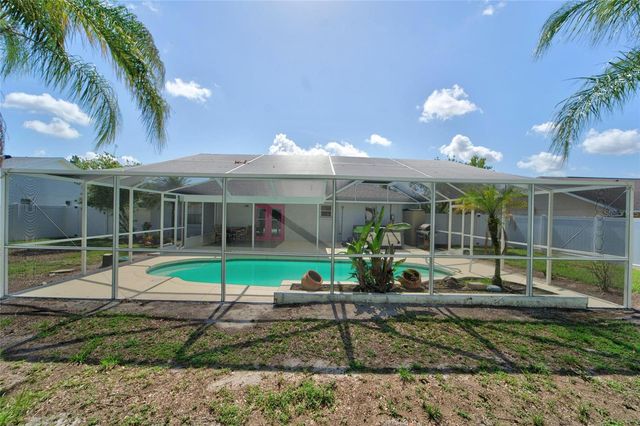 692 JESSANDA CIRCLE, Lakeland, FL 33813