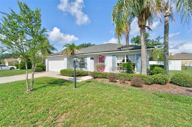 692 JESSANDA CIRCLE, Lakeland, FL 33813
