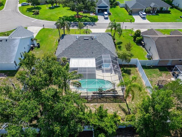 692 JESSANDA CIRCLE, Lakeland, FL 33813