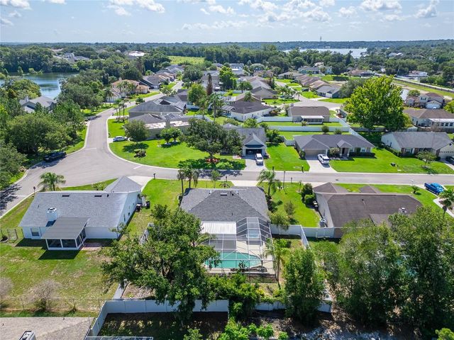 692 JESSANDA CIRCLE, Lakeland, FL 33813