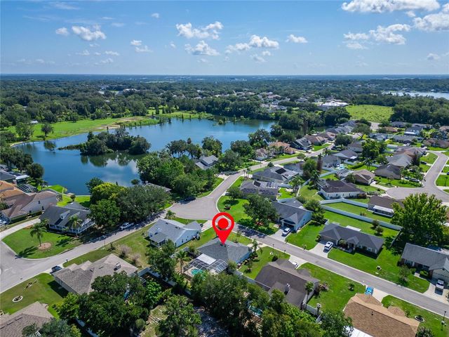 692 JESSANDA CIRCLE, Lakeland, FL 33813