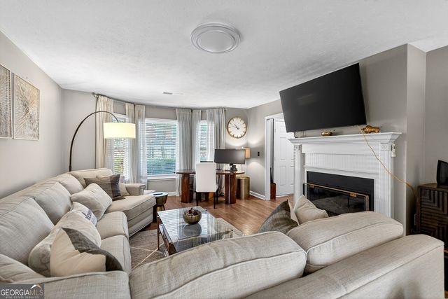 4182 Fernsberry Court, Duluth, GA 30096