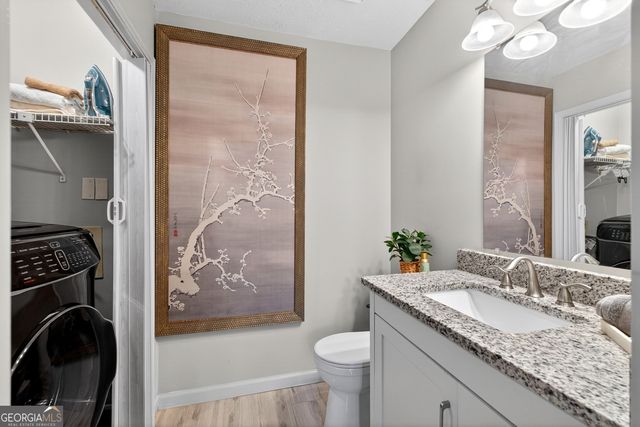 4182 Fernsberry Court, Duluth, GA 30096