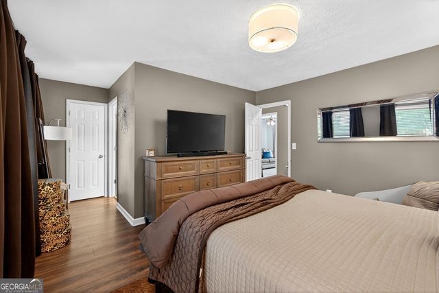 4182 Fernsberry Court, Duluth, GA 30096