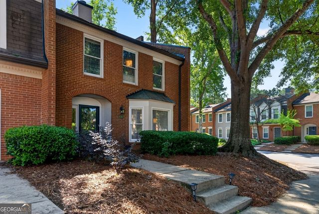4182 Fernsberry Court, Duluth, GA 30096