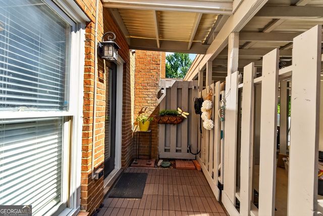 4182 Fernsberry Court, Duluth, GA 30096