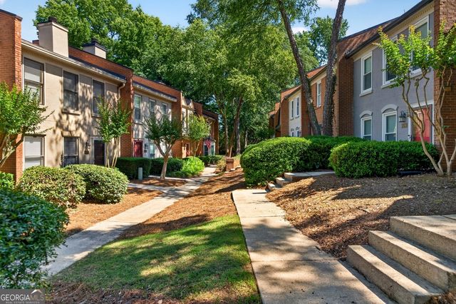 4182 Fernsberry Court, Duluth, GA 30096