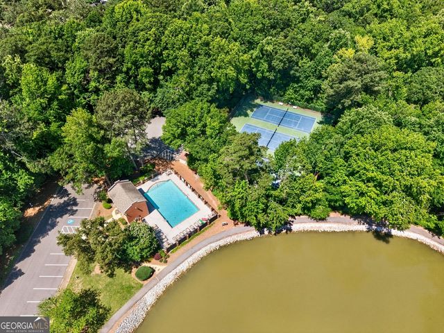 4182 Fernsberry Court, Duluth, GA 30096