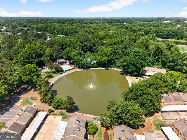 4182 Fernsberry Court, Duluth, GA 30096