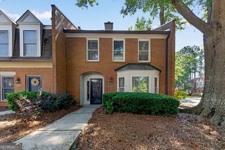 4182 Fernsberry Court, Duluth, GA 30096