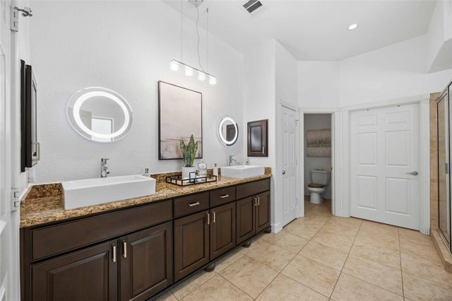 866 Big Buck Drive, Cleveland, TX 77328