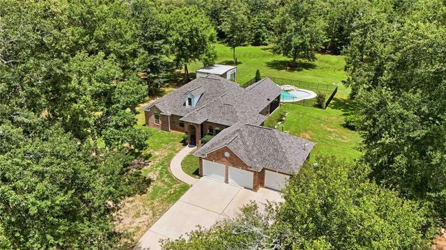 866 Big Buck Drive, Cleveland, TX 77328