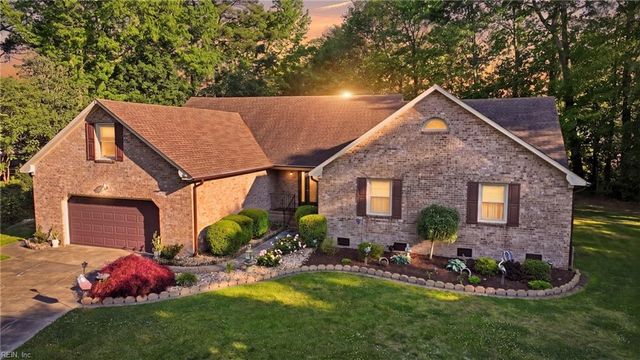 706 Tannahill CT, Chesapeake, VA 23322