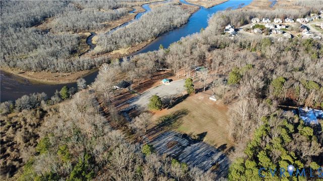 119 Old Brickhouse Ln, Colonial Heights, VA 23834