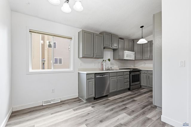 3302 IDLEWILD CT, Rapid City, SD 57702