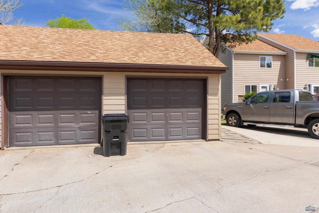 3302 IDLEWILD CT, Rapid City, SD 57702