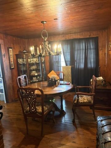 20 S. Scruggs St., Mountain City, GA 30562