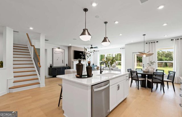 260 Lucas Court, Hoschton, GA 30548