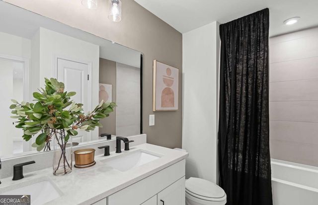 260 Lucas Court, Hoschton, GA 30548