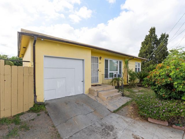 6303 Cleo St, San Diego, CA 92115