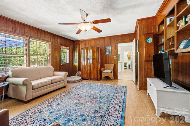 613 E Ridge Street, Kings Mountain, NC 28086