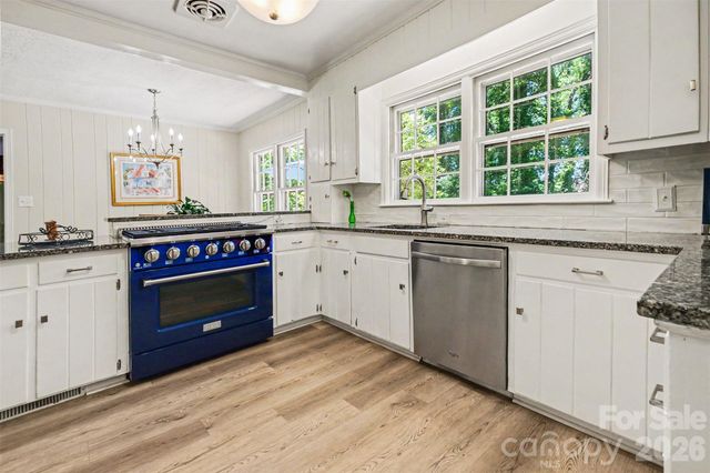 613 E Ridge Street, Kings Mountain, NC 28086