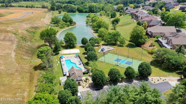 573 Kensington Drive, Morristown, TN 37814